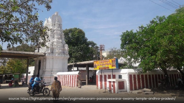 Parasareswara Temple